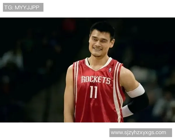 姚明领衔的火箭队与绿衫军的经典对决回顾与分析