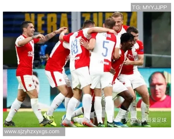 巴萨与斯拉维亚的阵容对比分析及战术解析